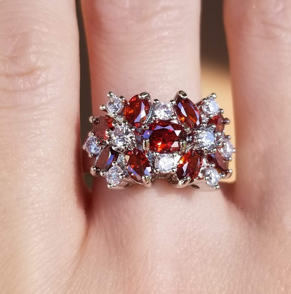 🆕️S925-Garnet/White Sapphire Ring Sz 7